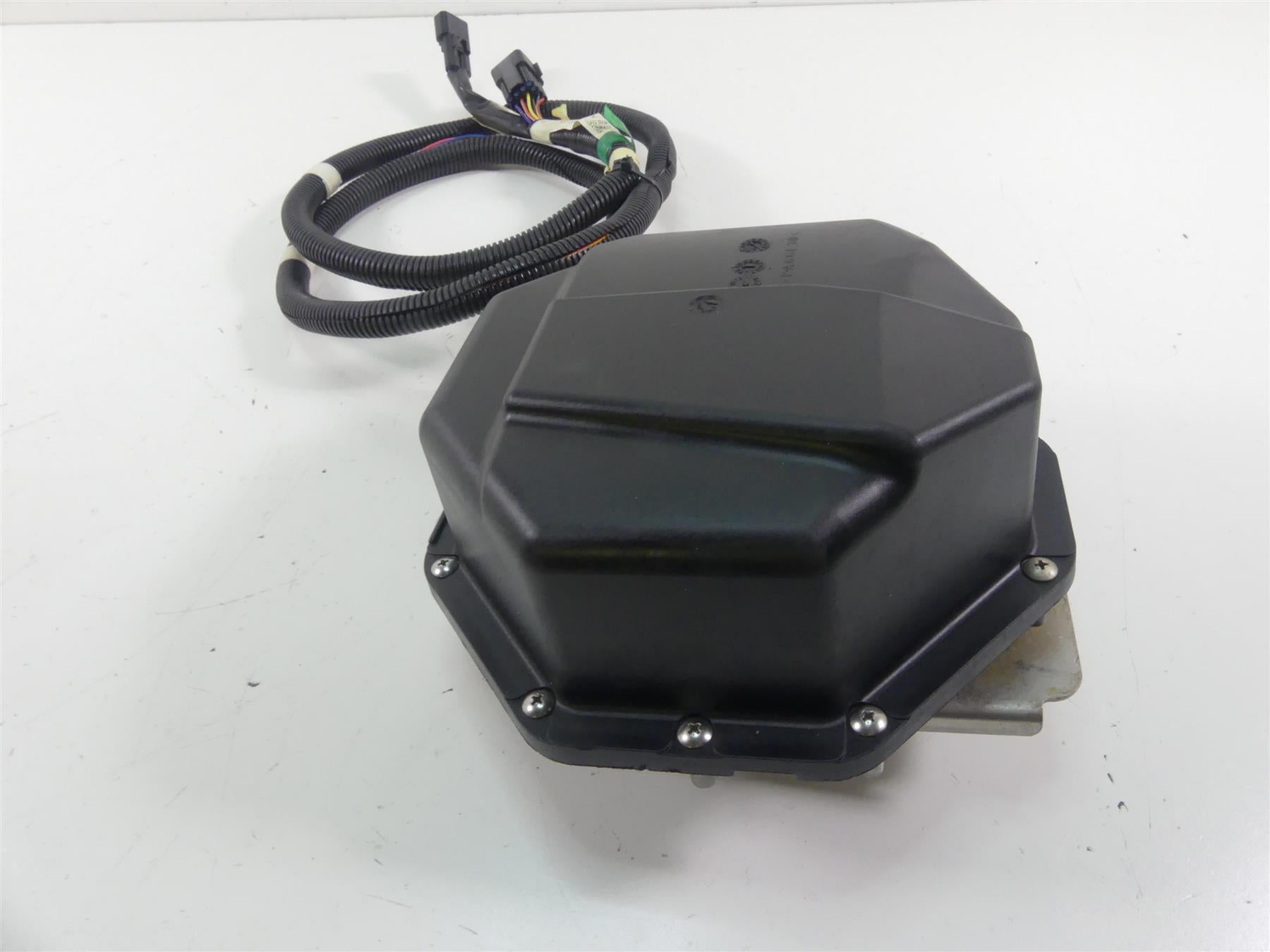 2016 Yamaha Waverunner VX 1050 Deluxe Reverse Trim Control Motor F2X-6140B-00 {{ shop.shopifyCountryName }} - Mototech271