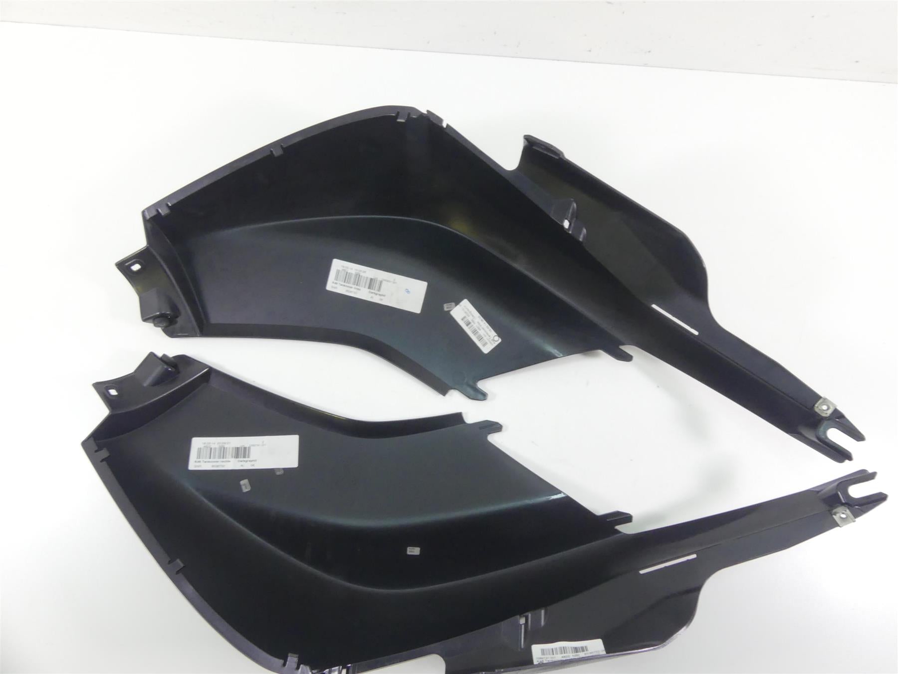 2014 BMW K1600 GTL K48 Fuel Gas Tank Side Fairing Cover Cowl Set 46637710452 {{ shop.shopifyCountryName }} - Mototech271