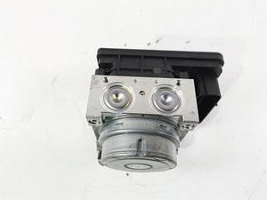 2016 BMW R1200RS K54 Abs Brake Module Unit Pump 34519444398 | Mototech271
