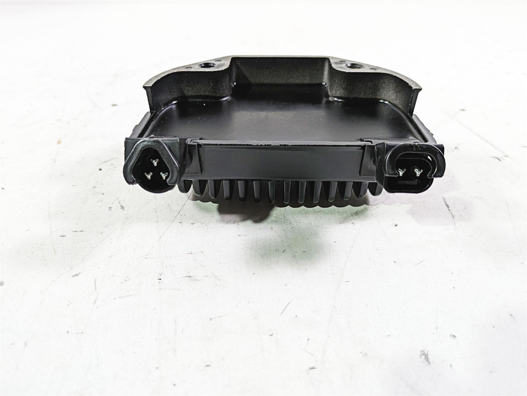 2013 Harley FXDWG Dyna Wide Glide Rectifier Voltage Regulator 74631-08A {{ shop.shopifyCountryName }} - Mototech271