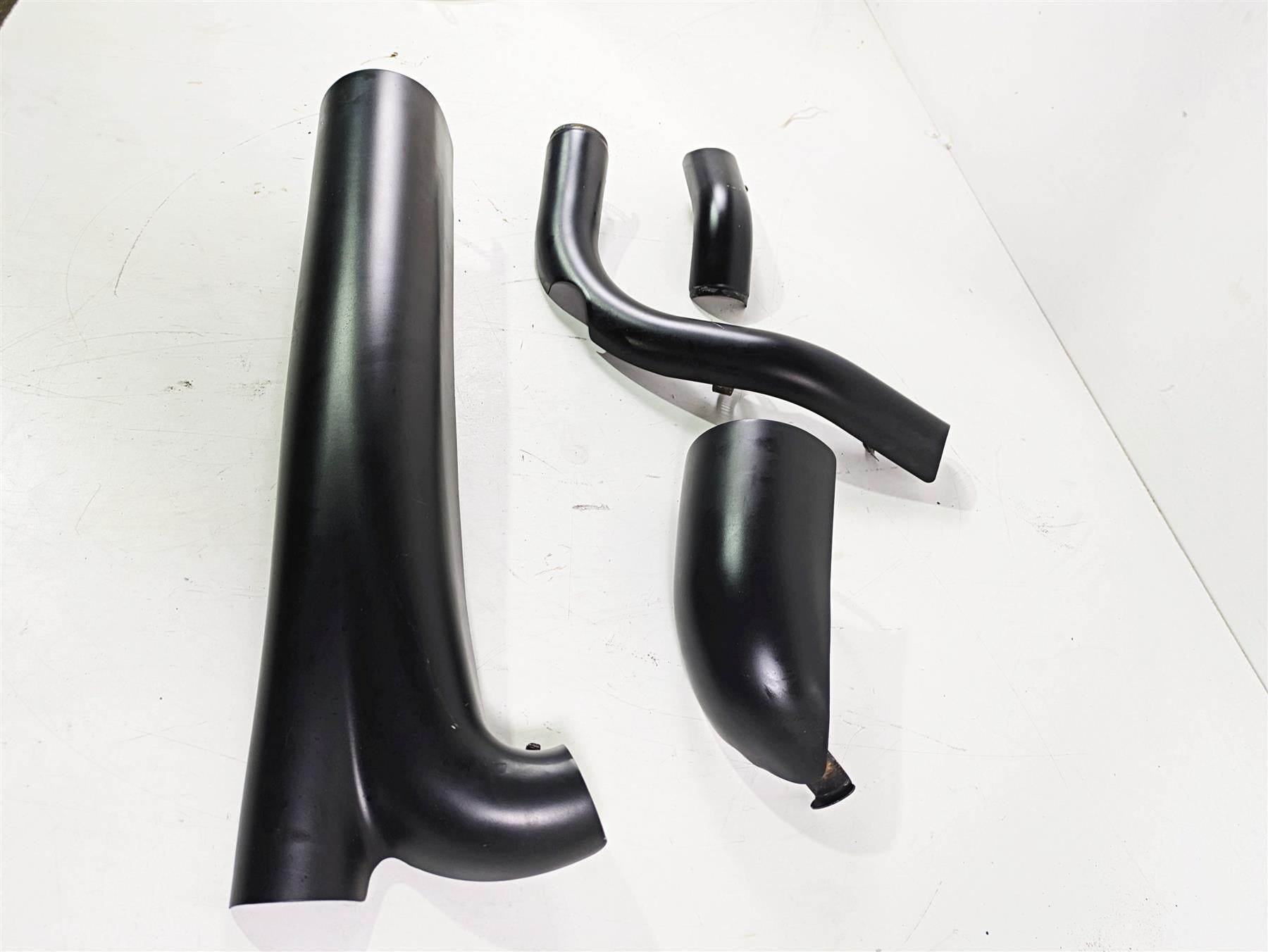2018 Indian Chieftain Limited Black Exhaust Header Heatshield Set 1262531 {{ shop.shopifyCountryName }} - Mototech271