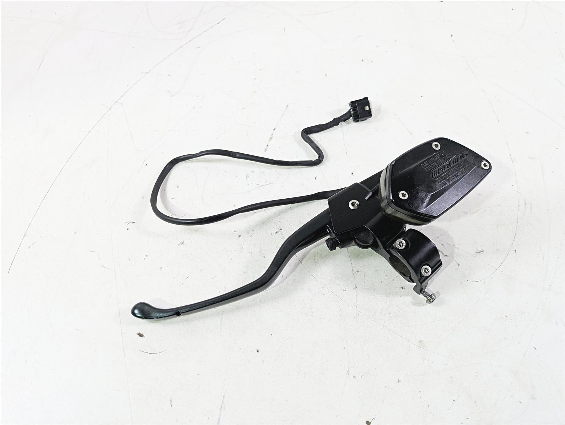 2015 BMW K1600 GT K48 Clutch Master Cylinder 32728533722 {{ shop.shopifyCountryName }} - Mototech271