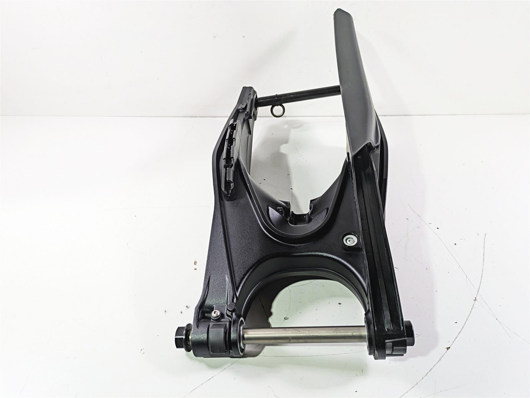 2022 KTM 1290 Super Adventure S Swingarm & Axle & Pivot Bolt 61904030044C1 {{ shop.shopifyCountryName }} - Mototech271