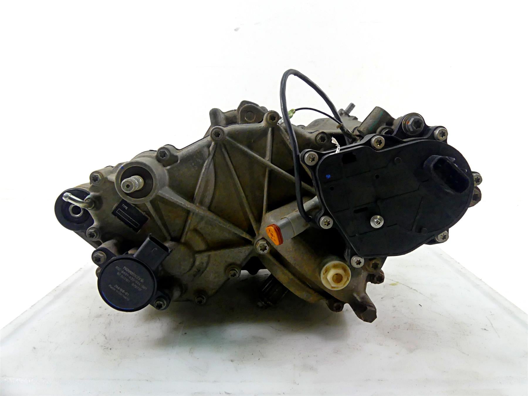 2018 Can Am Commander 1000R XT Transmission Gear Box - 1k Only 420686650 {{ shop.shopifyCountryName }} - Mototech271