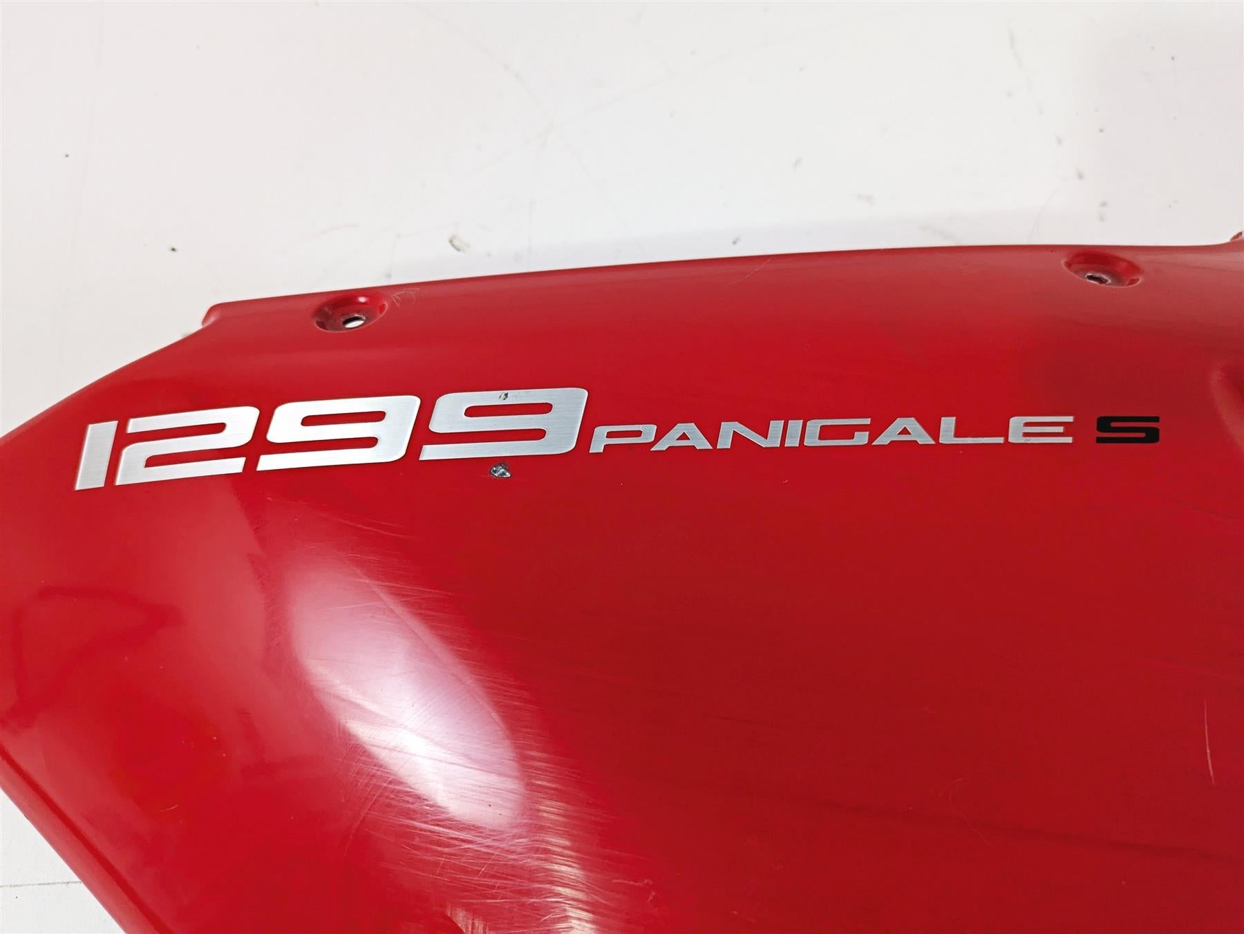 2015 Ducati Panigale 1299 S Oem Upper Left Main Fairing Cover SCRATCH 48017131A {{ shop.shopifyCountryName }} - Mototech271