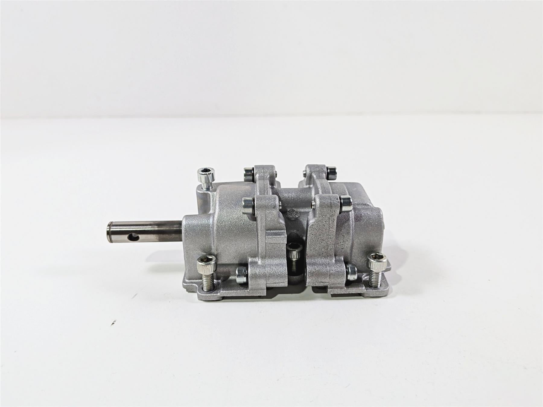 2016 Aprilia RSV 1100 Tuono V4 Factory Oil Pump 2A000539 {{ shop.shopifyCountryName }} - Mototech271