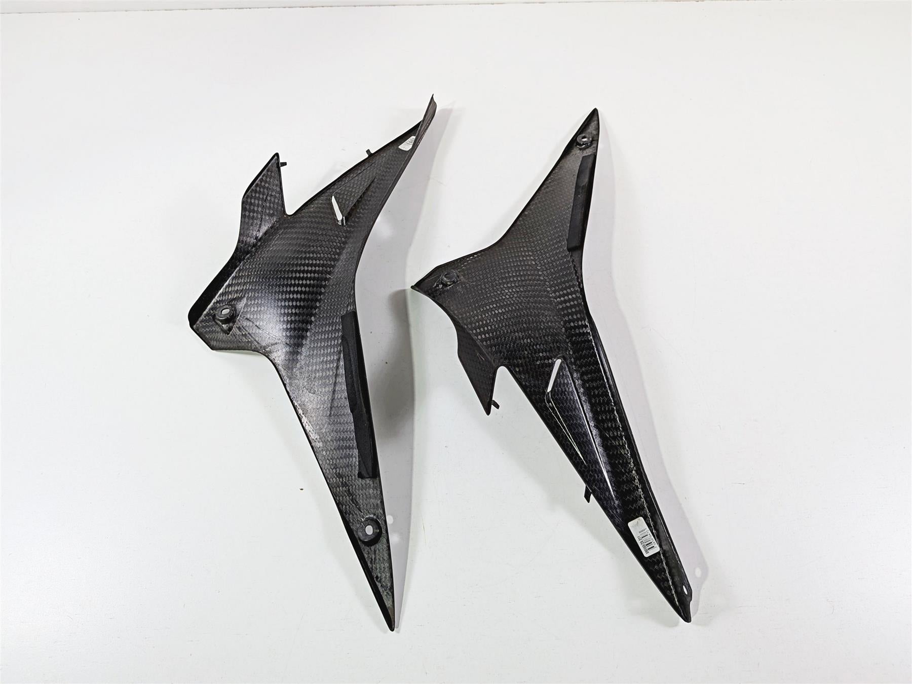 2014 Aprilia RSV4 RR Factory Left Right Leg Carbon Fiber Cover Set 890966 890967 {{ shop.shopifyCountryName }} - Mototech271