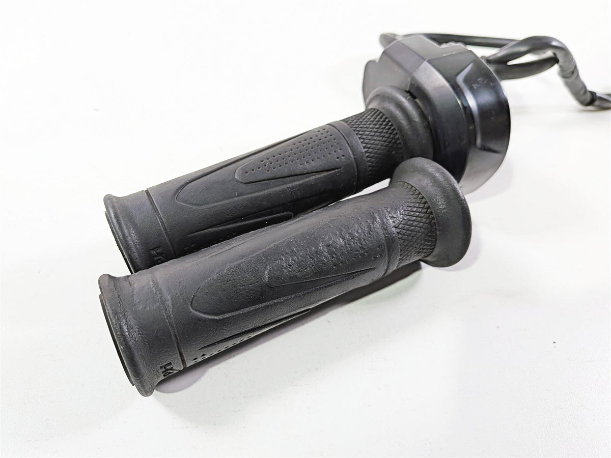 2019 Triumph Speed Triple RS 1050 Ride By Wire Throttle Grip Sensor T2042226 {{ shop.shopifyCountryName }} - Mototech271