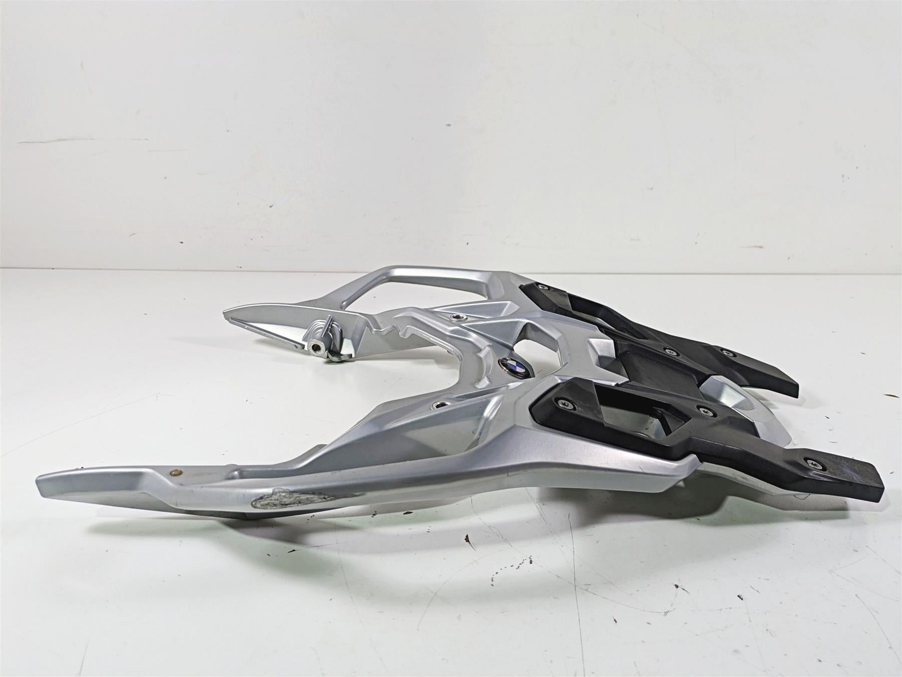2019 BMW S1000XR K49 Rear Grab Luggage Rack 46547717014 46548567908 {{ shop.shopifyCountryName }} - Mototech271