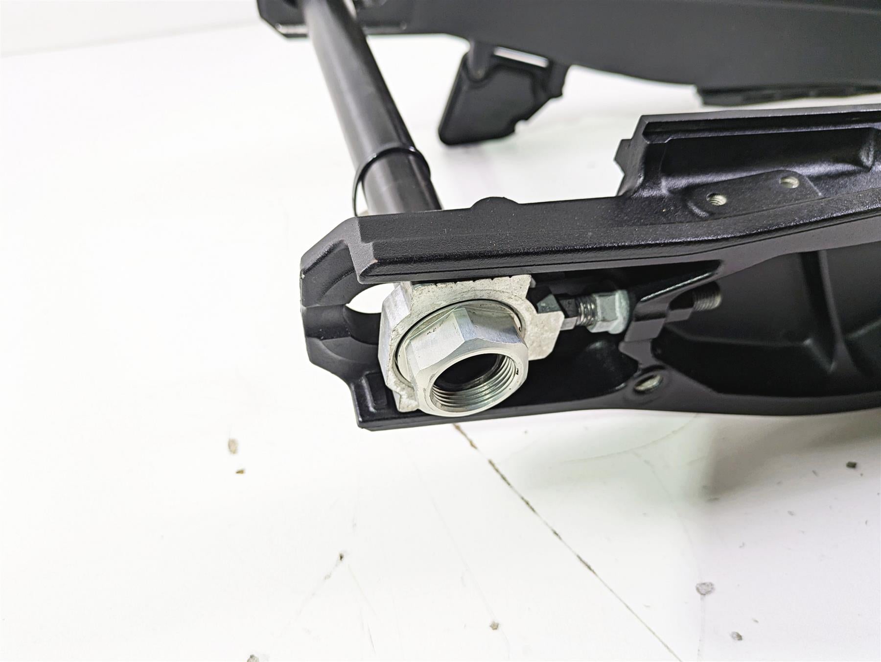 2022 KTM 1290 Super Adventure S Swingarm & Axle & Pivot Bolt 61904030044C1 {{ shop.shopifyCountryName }} - Mototech271