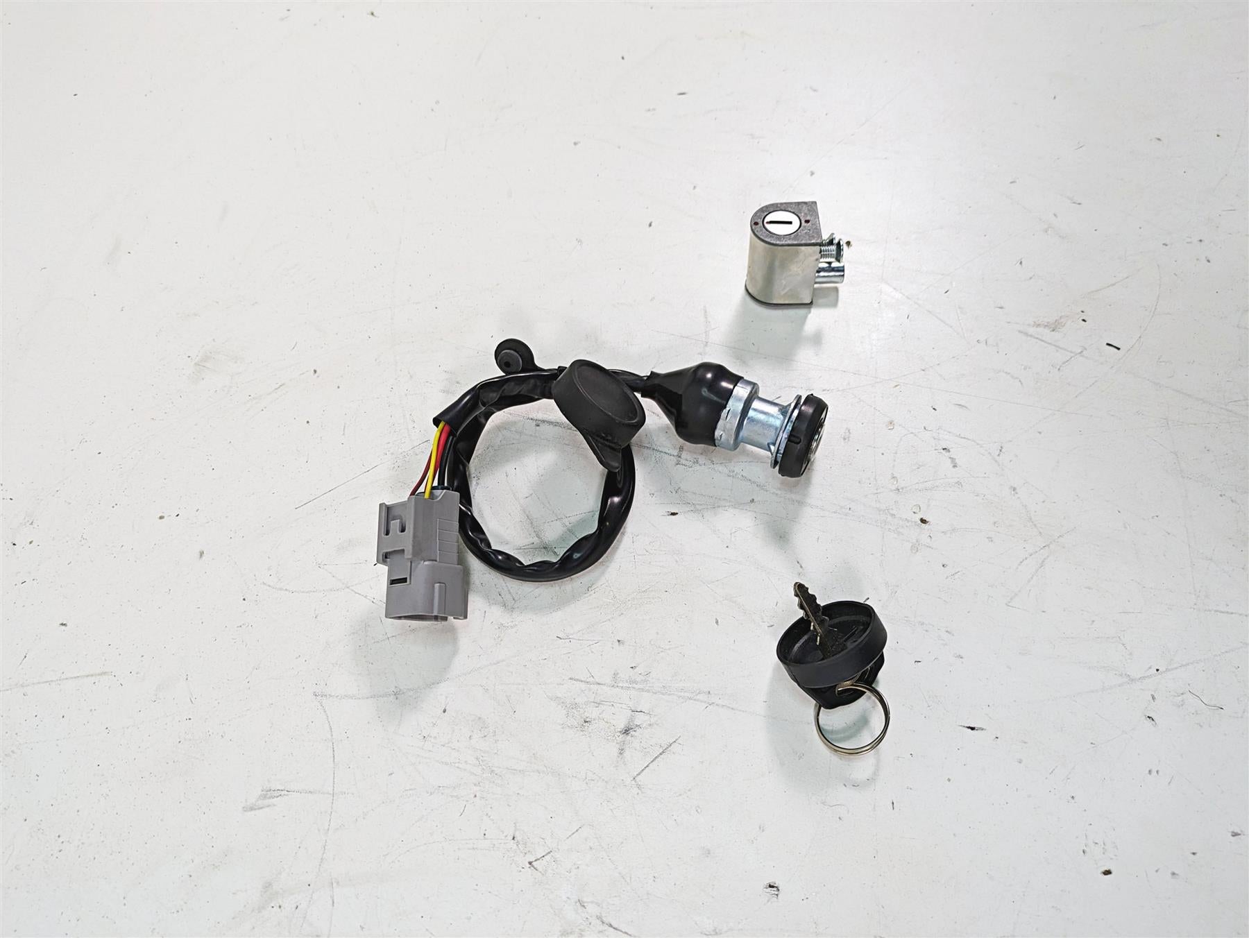 2021 CFMoto Zforce 500 Trail Ignition Switch Key Set 7000-011000-20000 {{ shop.shopifyCountryName }} - Mototech271
