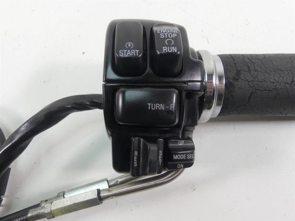 1999 Harley Touring FLHTCUI Electra Glide Right Hand Control Switch 71684-06A {{ shop.shopifyCountryName }} - Mototech271