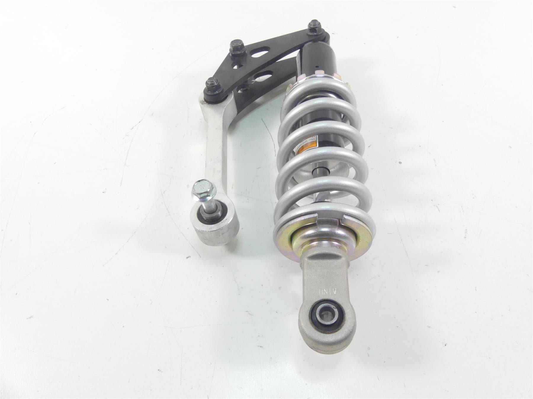 2022 Yamaha MT09 FZ09 Straight Rear Shock Damper Absorber B7N-22210-10-00 {{ shop.shopifyCountryName }} - Mototech271