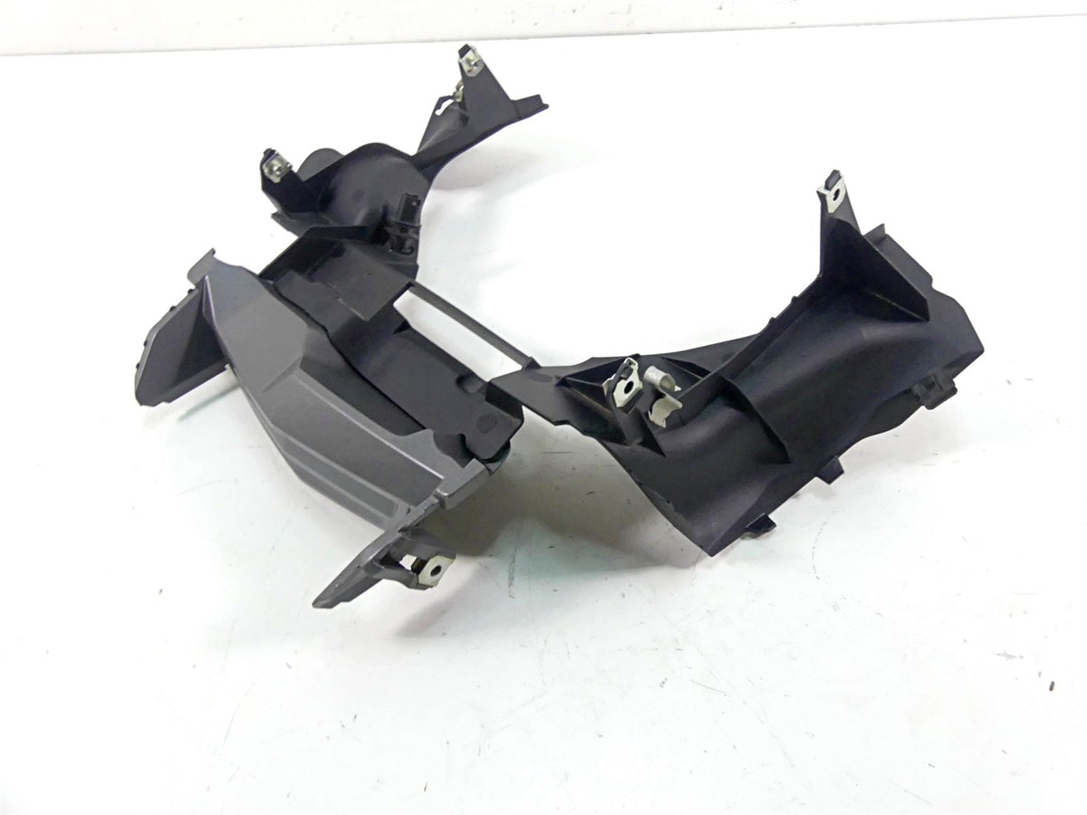 2016 BMW R1200GS Adv K51 Intake Cover Led Headlight Fairing 46638536944 {{ shop.shopifyCountryName }} - Mototech271