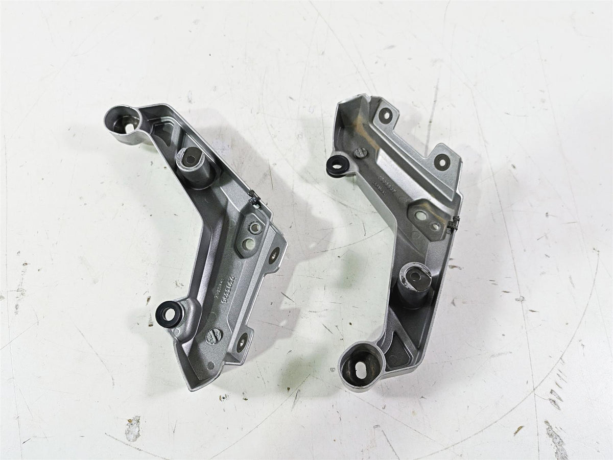 2015 Triumph Tiger Explorer XC Headlight Blinker Holder Stay T2303396 T2303397 {{ shop.shopifyCountryName }} - Mototech271
