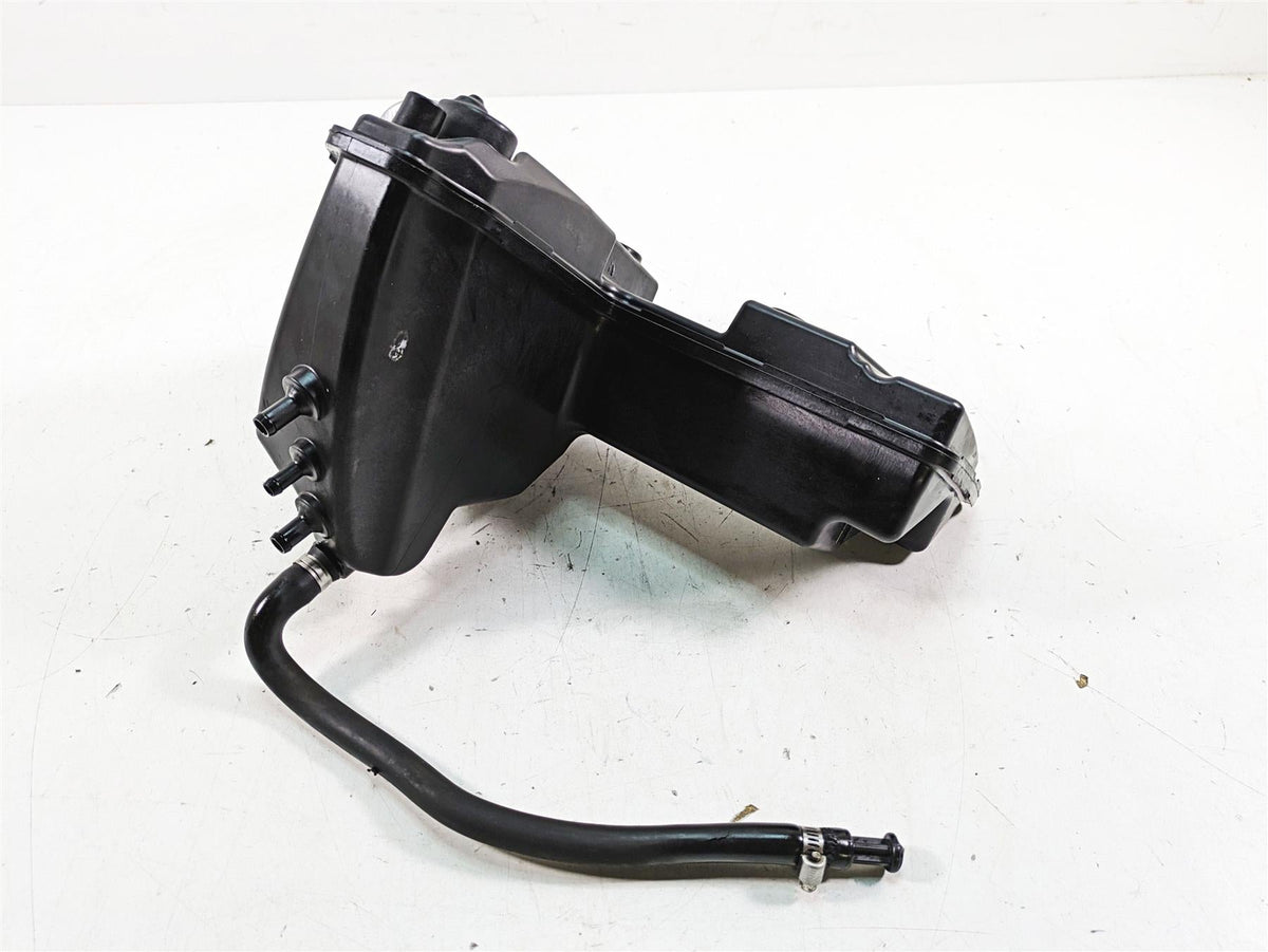 2017 Harley XL883 N Sportster Iron Oil Tank Reservoir & Dip Stick 62500017 {{ shop.shopifyCountryName }} - Mototech271
