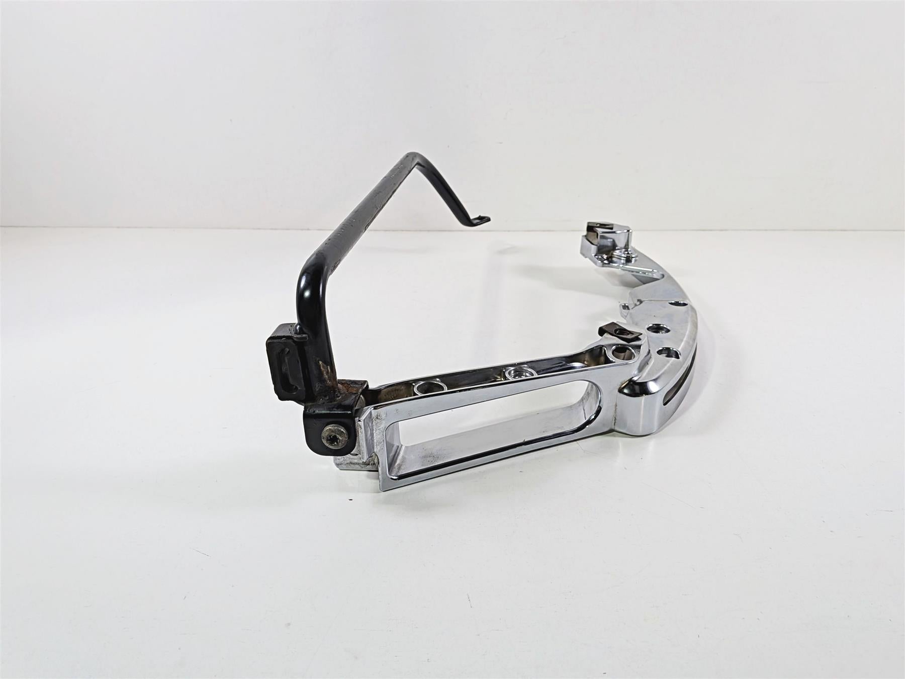 2016 Harley Touring FLHX Street Glide Left Rear Chrome Saddlebag Mount 90200503 {{ shop.shopifyCountryName }} - Mototech271
