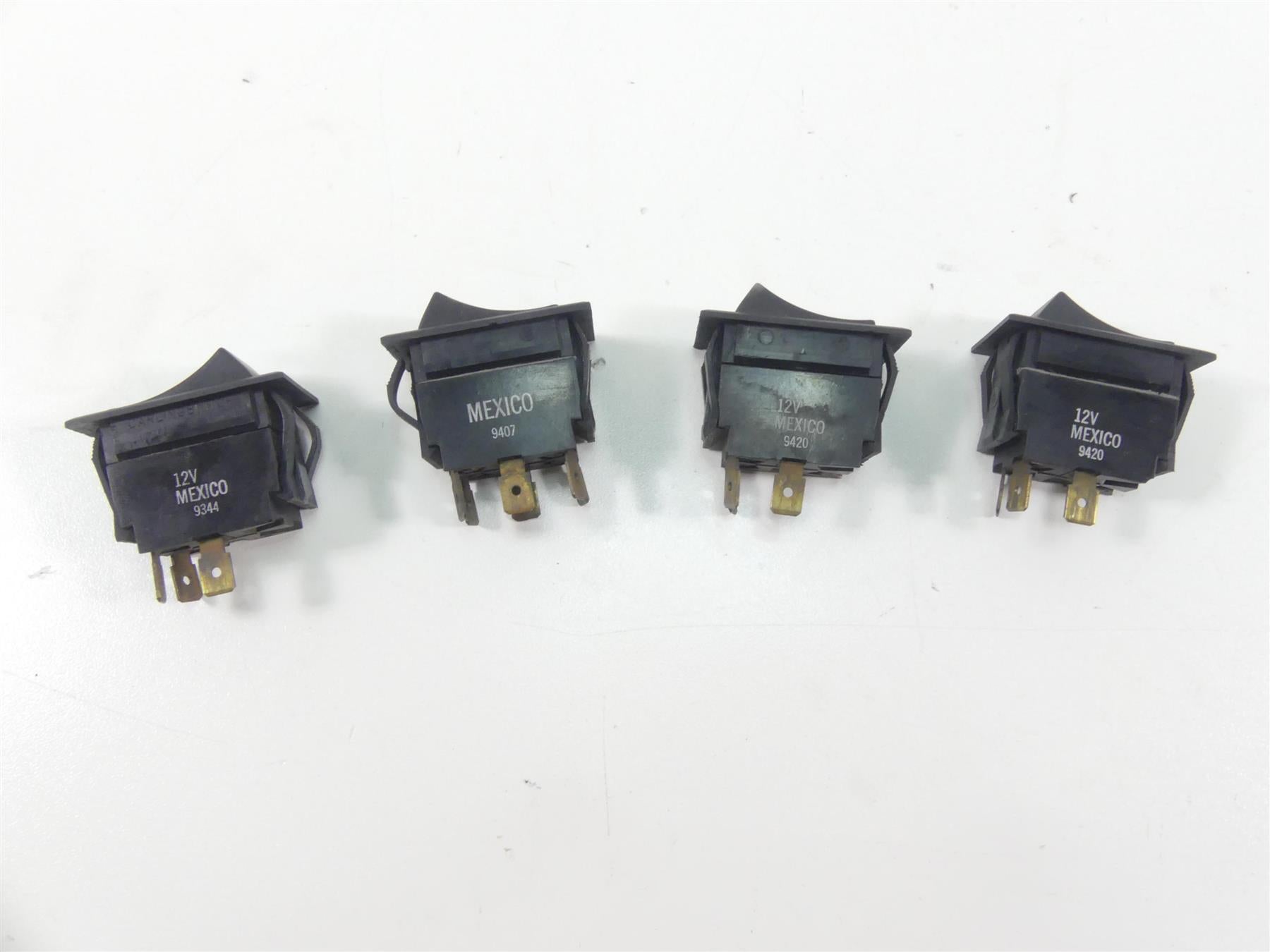 1995 Harley Touring FLHTCU Electra Glide Dash Spot Cruise Switch Set 71505-89 {{ shop.shopifyCountryName }} - Mototech271