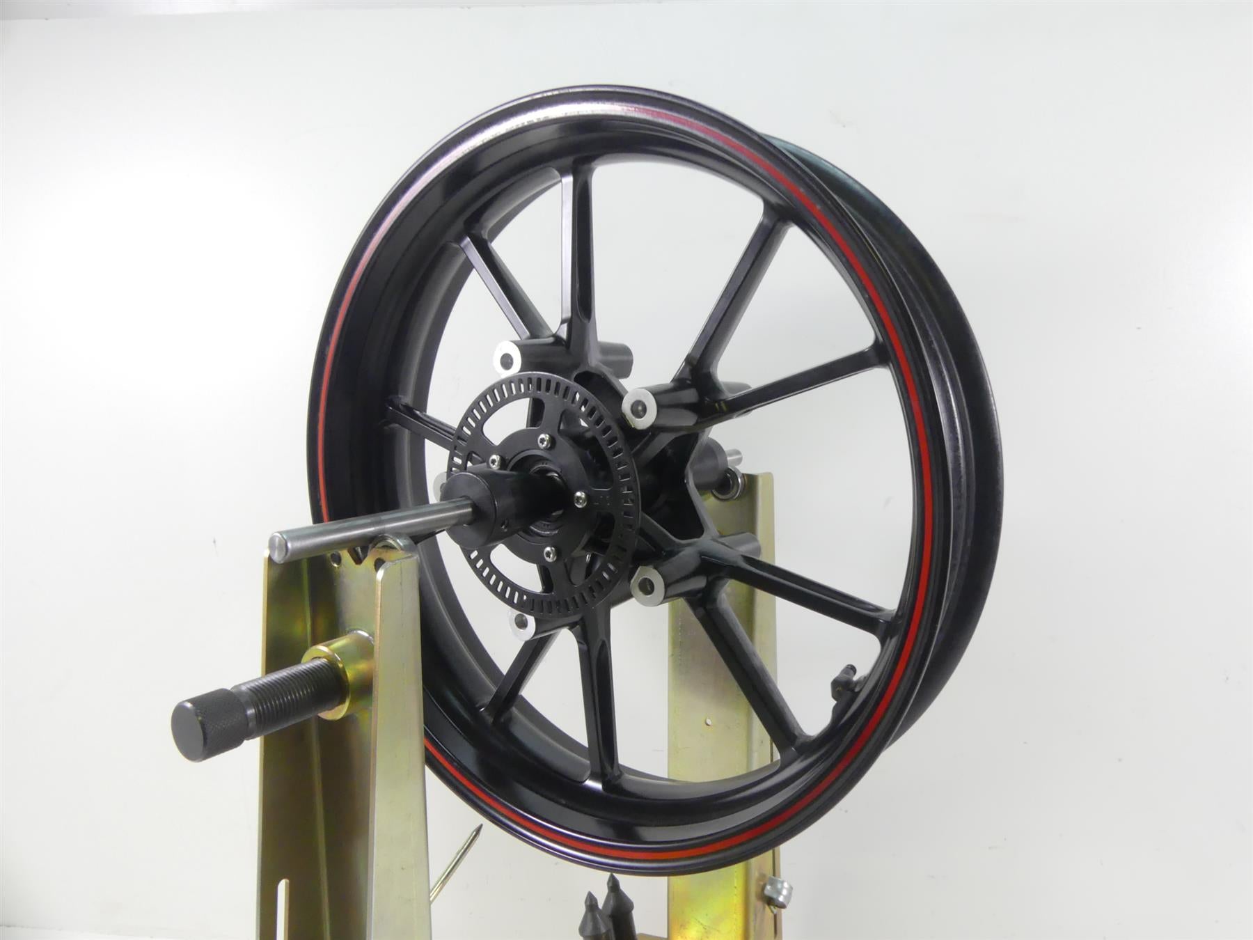 2015 Triumph 1050 Speed Triple R Straight Front Wheel Rim 17x3.5 T2000895 {{ shop.shopifyCountryName }} - Mototech271