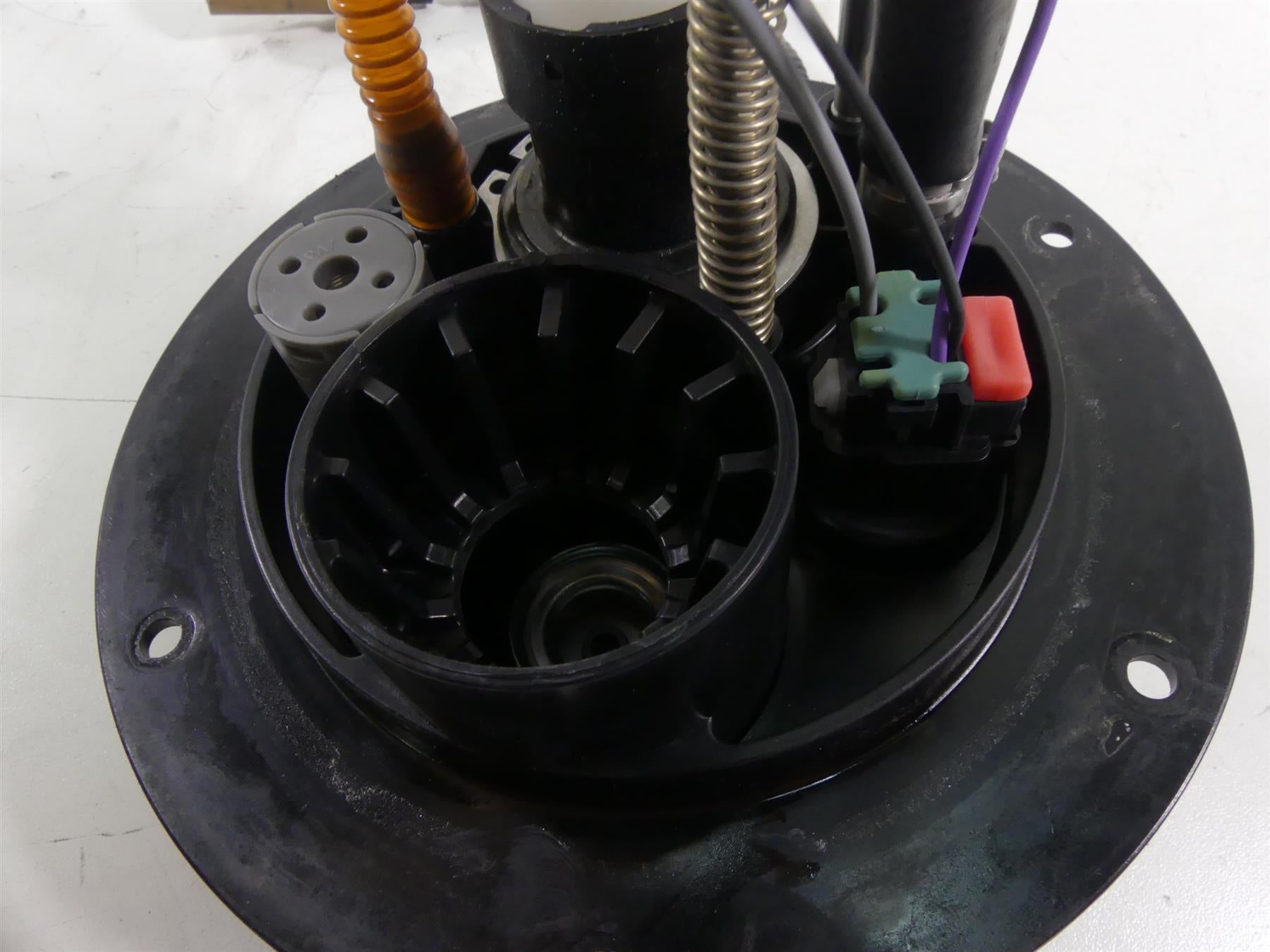 2013 Harley Davidson VRSCF Muscle Fuel Gas Petrol Pump -Tested Video 75310-07 {{ shop.shopifyCountryName }} - Mototech271