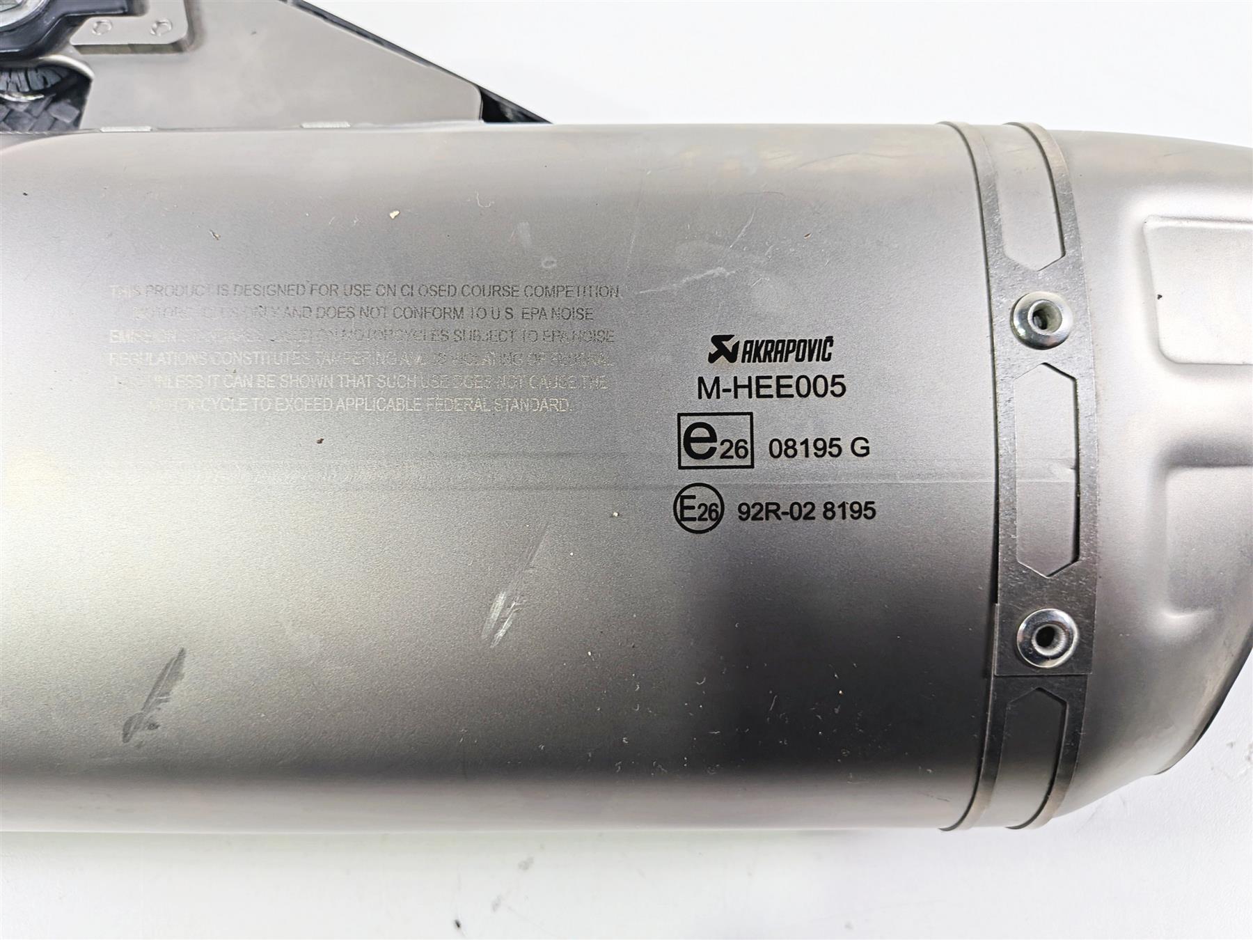 2023 Yamaha MT10 MTN1000 Akrapovic Slip On Exhaust Pipe Muffler S-Y10SO20-HAPLT {{ shop.shopifyCountryName }} - Mototech271