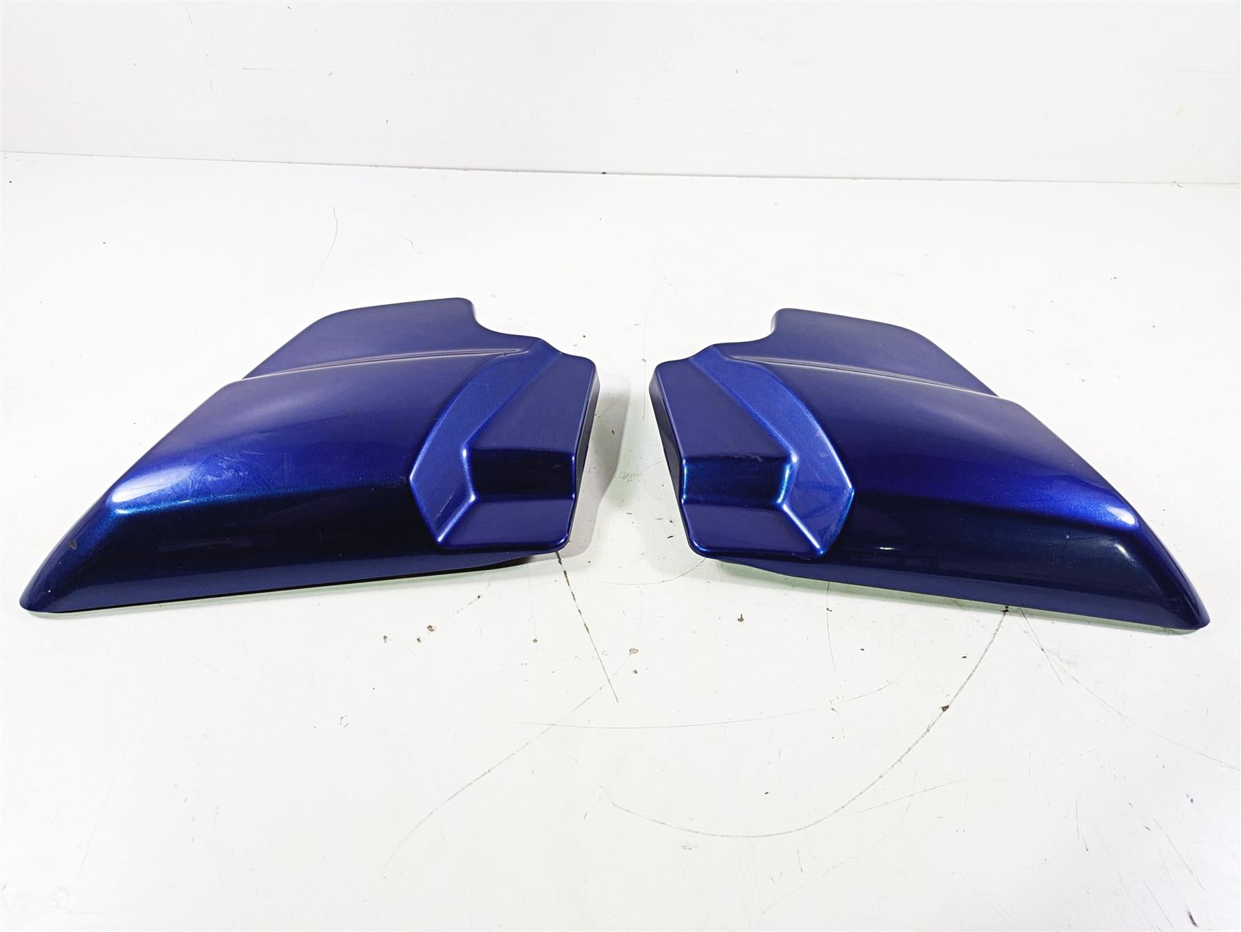 2016 Harley Touring FLTRX Road Glide Side Cover Fairing Set 66048-09A 66250-09 {{ shop.shopifyCountryName }} - Mototech271