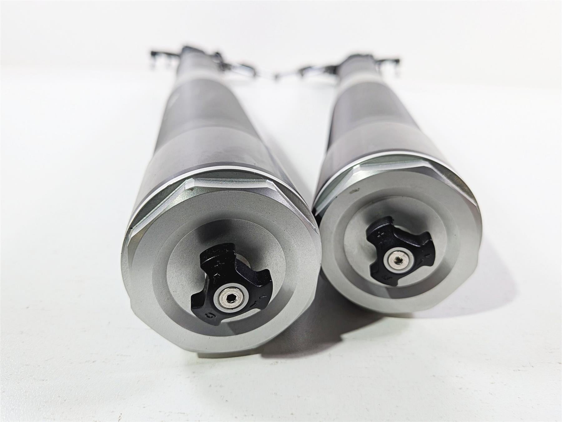 2022 Triumph Tiger 900 GT Pro Straight Marzocchi Front Fork Leg Set T2048704 {{ shop.shopifyCountryName }} - Mototech271