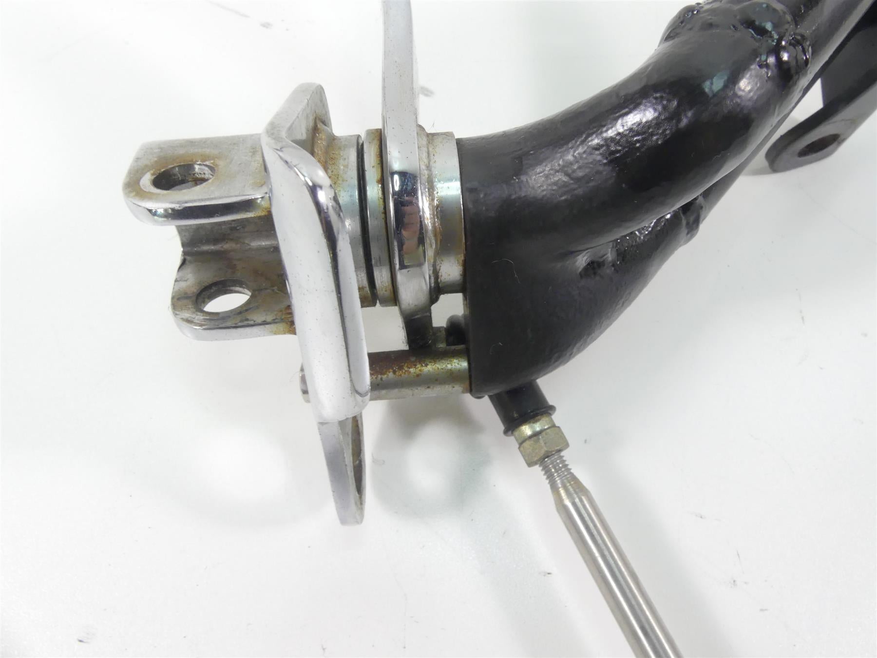 2002 Triumph Bonneville America Front Foot Control Peg Mount Set T2082001 {{ shop.shopifyCountryName }} - Mototech271