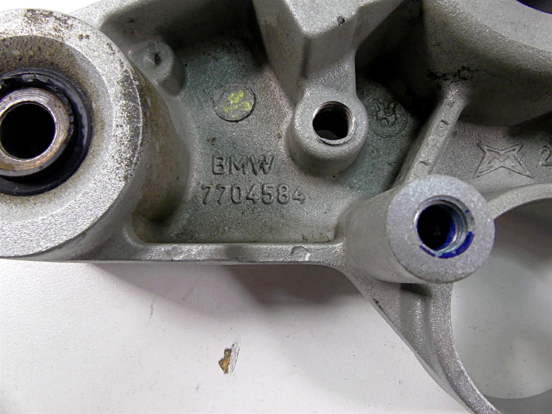2009 BMW R1200GS K255 Adv Upper Triple Tree Steering Clamp 7704584 31427718170 {{ shop.shopifyCountryName }} - Mototech271