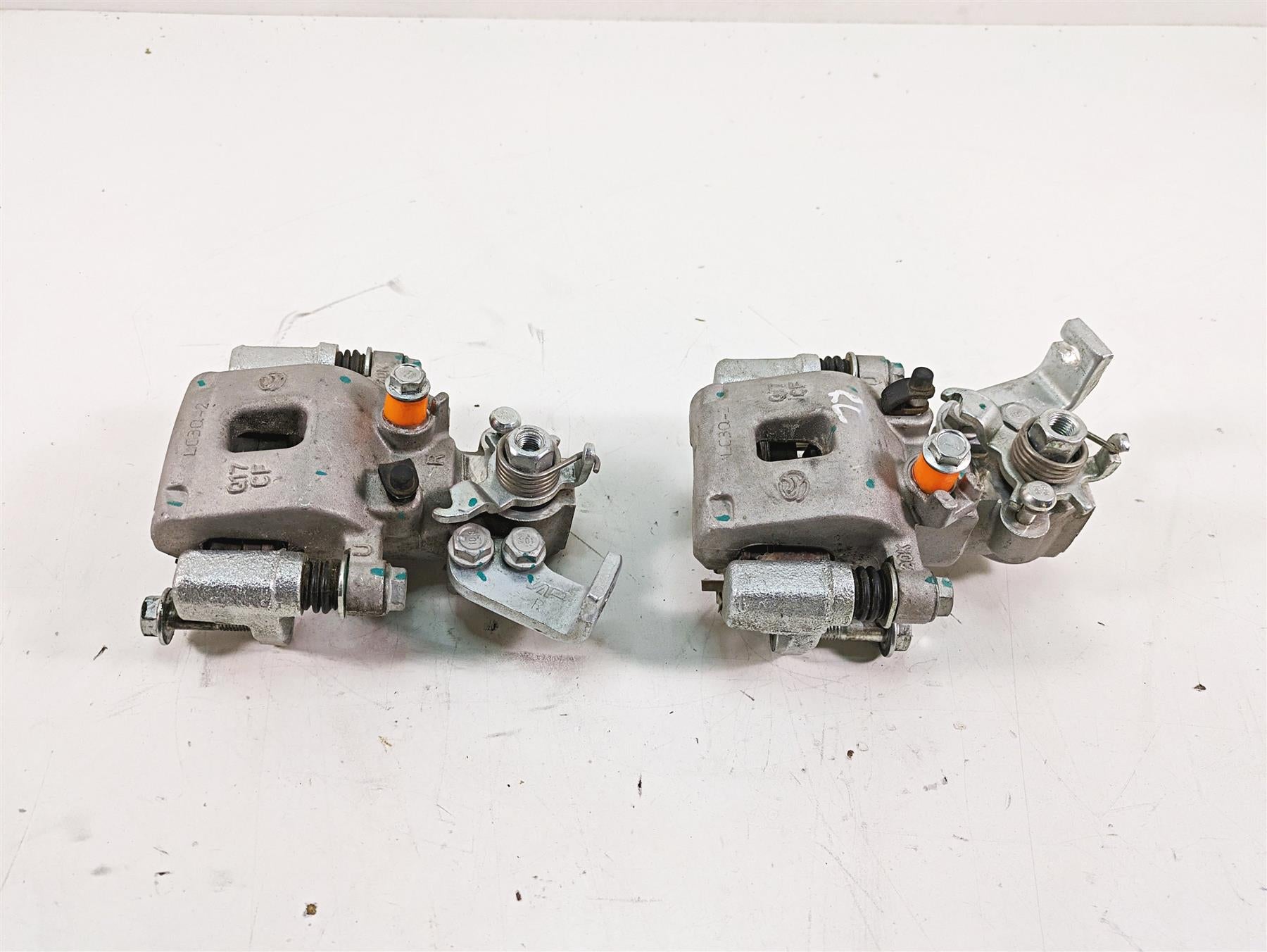 2021 CFMoto Zforce 500 Trail Rear Brake Caliper Set 5BWB-081200-10000 {{ shop.shopifyCountryName }} - Mototech271