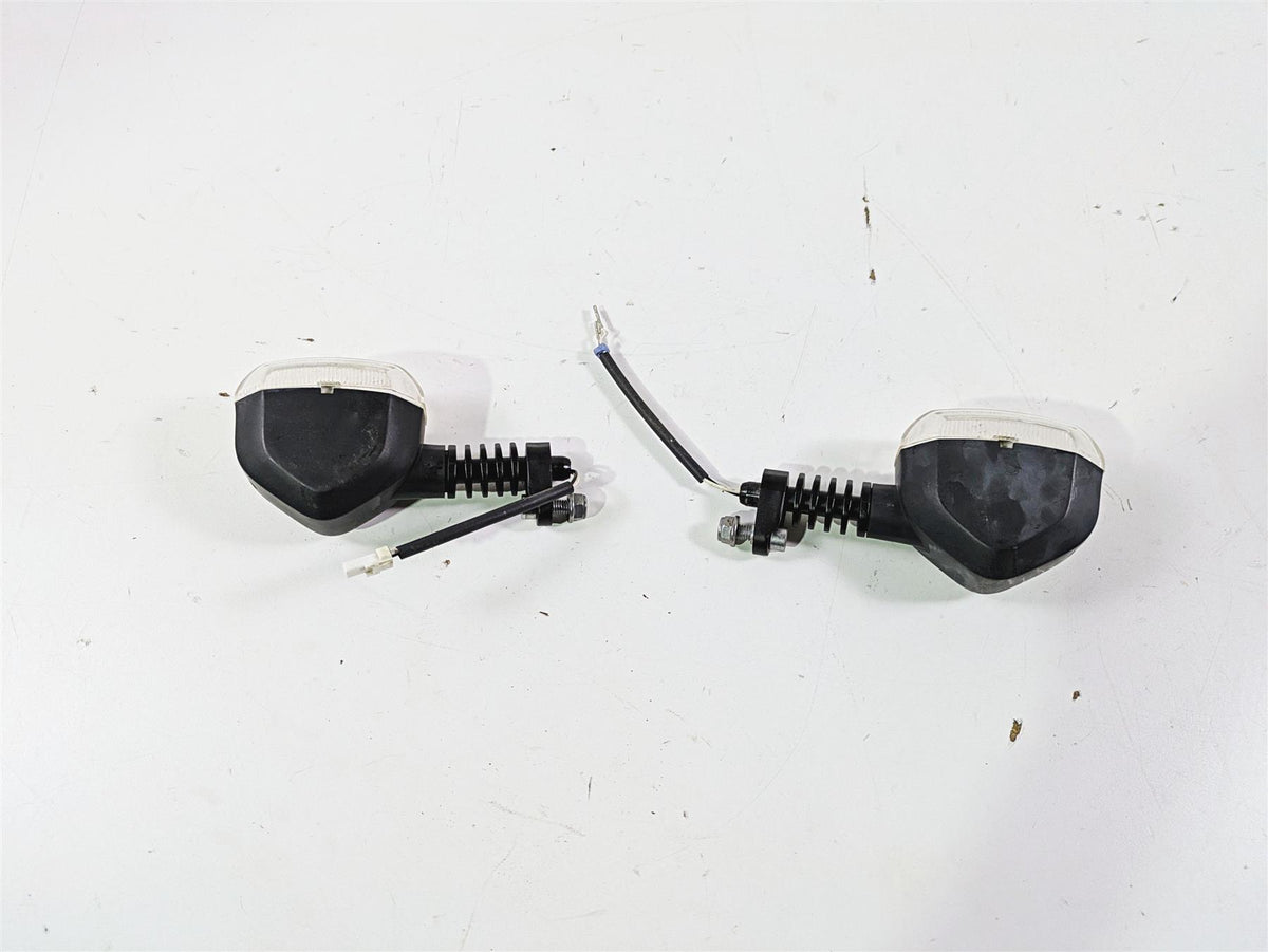 2013 Triumph Tiger 1215 Explorer Front Blinker Turn Signal Set - Read T2704205 {{ shop.shopifyCountryName }} - Mototech271
