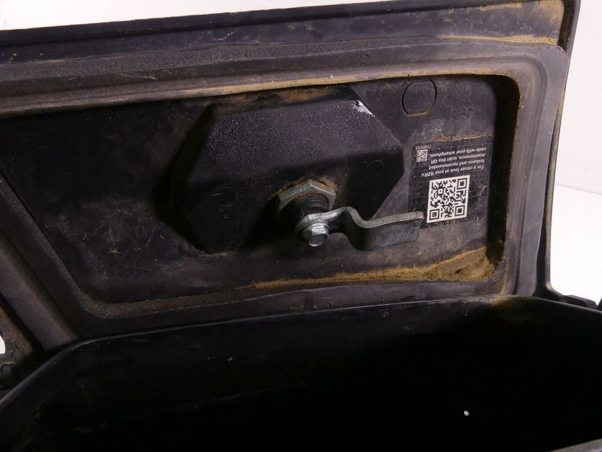 2017 Polaris RZR1000 XP EPS Glove Box Storage Compartment 5439796 2635460 {{ shop.shopifyCountryName }} - Mototech271