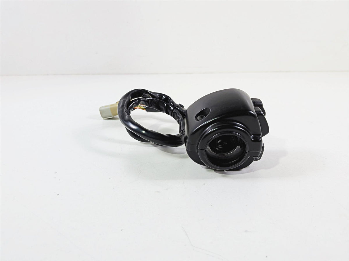 2011 Harley VRSCDX Night Rod Left Hand Turn Signal Control Switch 71682-06A {{ shop.shopifyCountryName }} - Mototech271