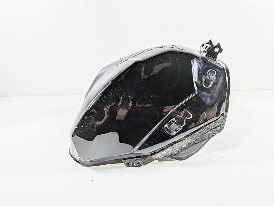 2008 Yamaha YZF R1 RN19 Fuel Gas Petrol Tank - Dent On Left Side 4C8-YK241-00 {{ shop.shopifyCountryName }} - Mototech271