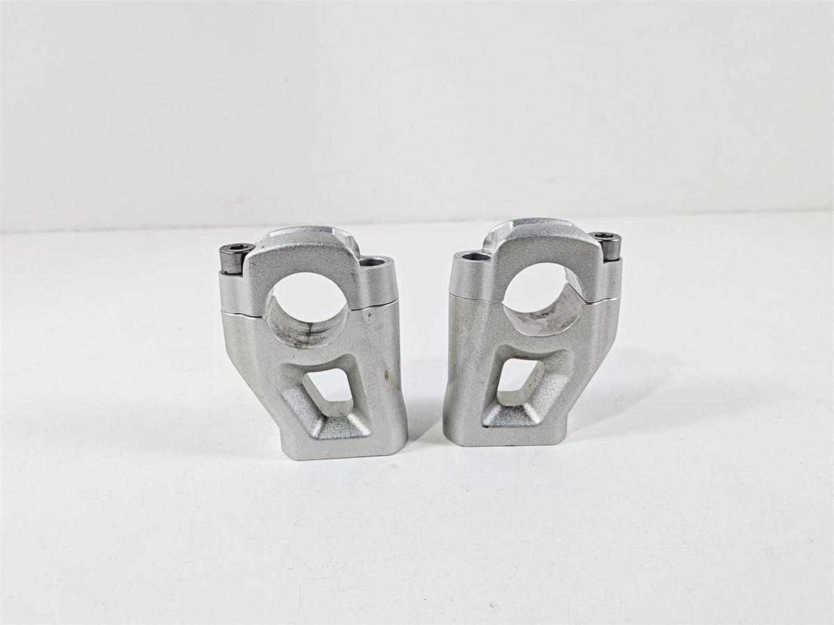 2022 Triumph Tiger 900 GT Pro Handlebar Riser Holder Clamp Set T2040813 {{ shop.shopifyCountryName }} - Mototech271