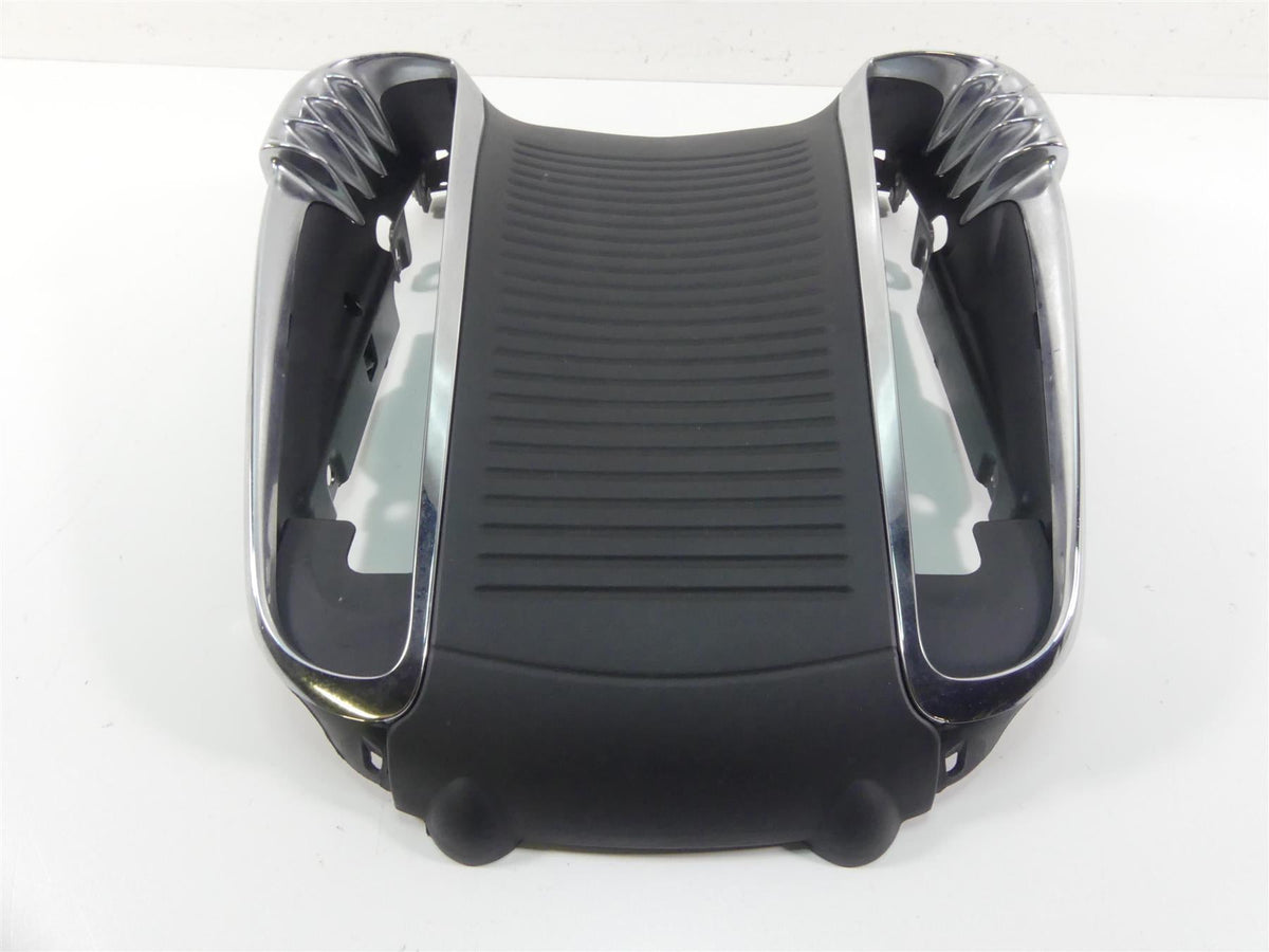 2006 Harley VRSCD Night Rod Radiator Center Chrome Cover Fairing 26788-01A {{ shop.shopifyCountryName }} - Mototech271