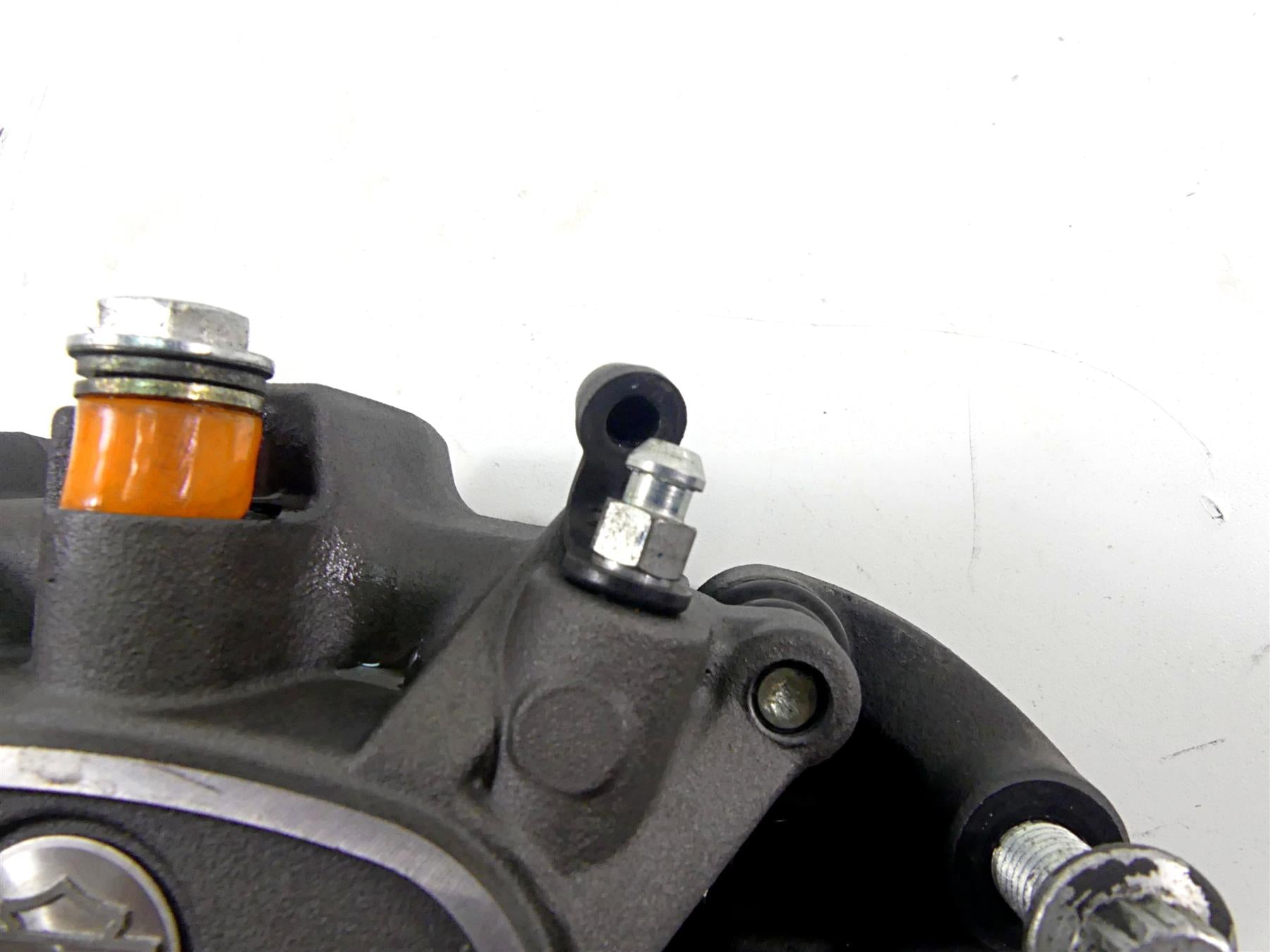 2017 Harley XL1200 CX Sportster Roadster Right Side Front Brake Caliper 41300032 {{ shop.shopifyCountryName }} - Mototech271