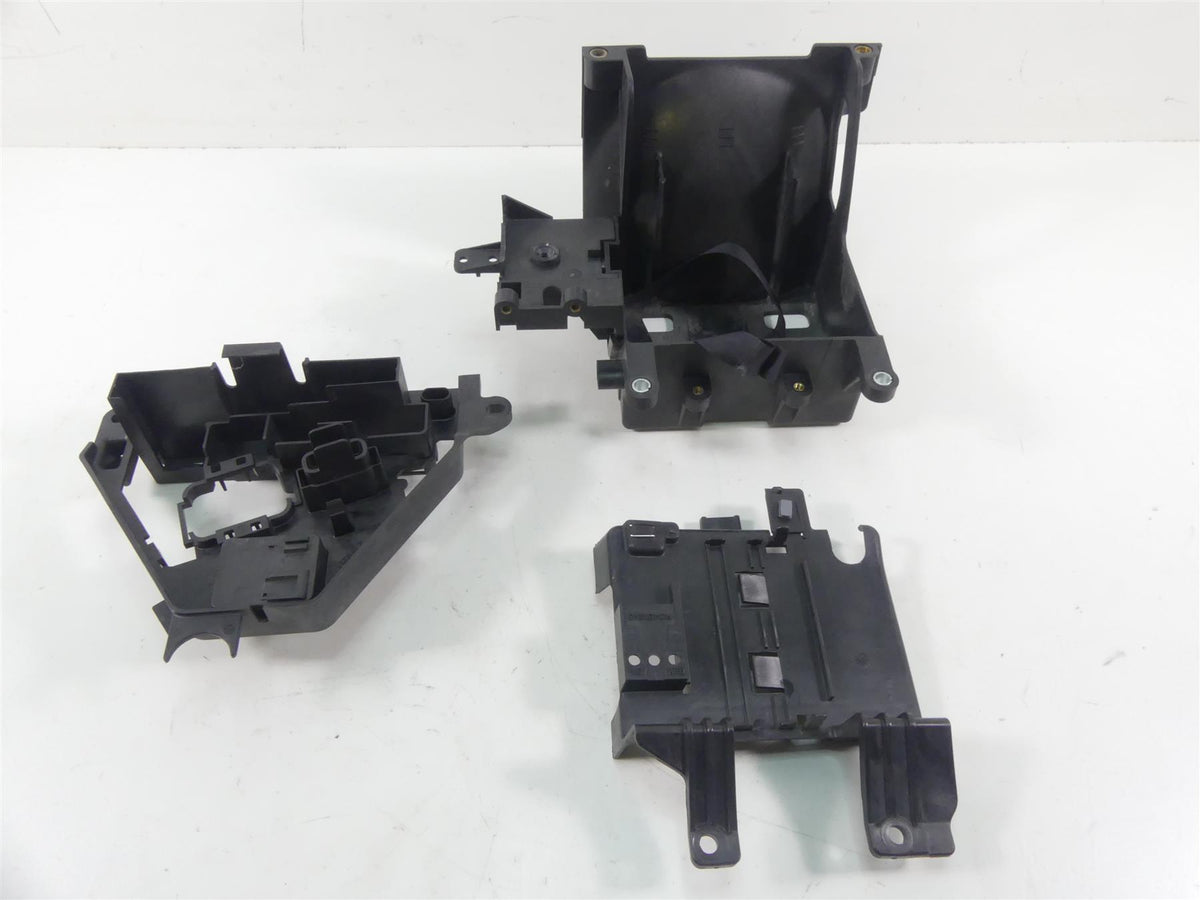 2014 Harley Touring FLHXS Street Glide Sp Electrical Plastic Holder Set 66000010 {{ shop.shopifyCountryName }} - Mototech271