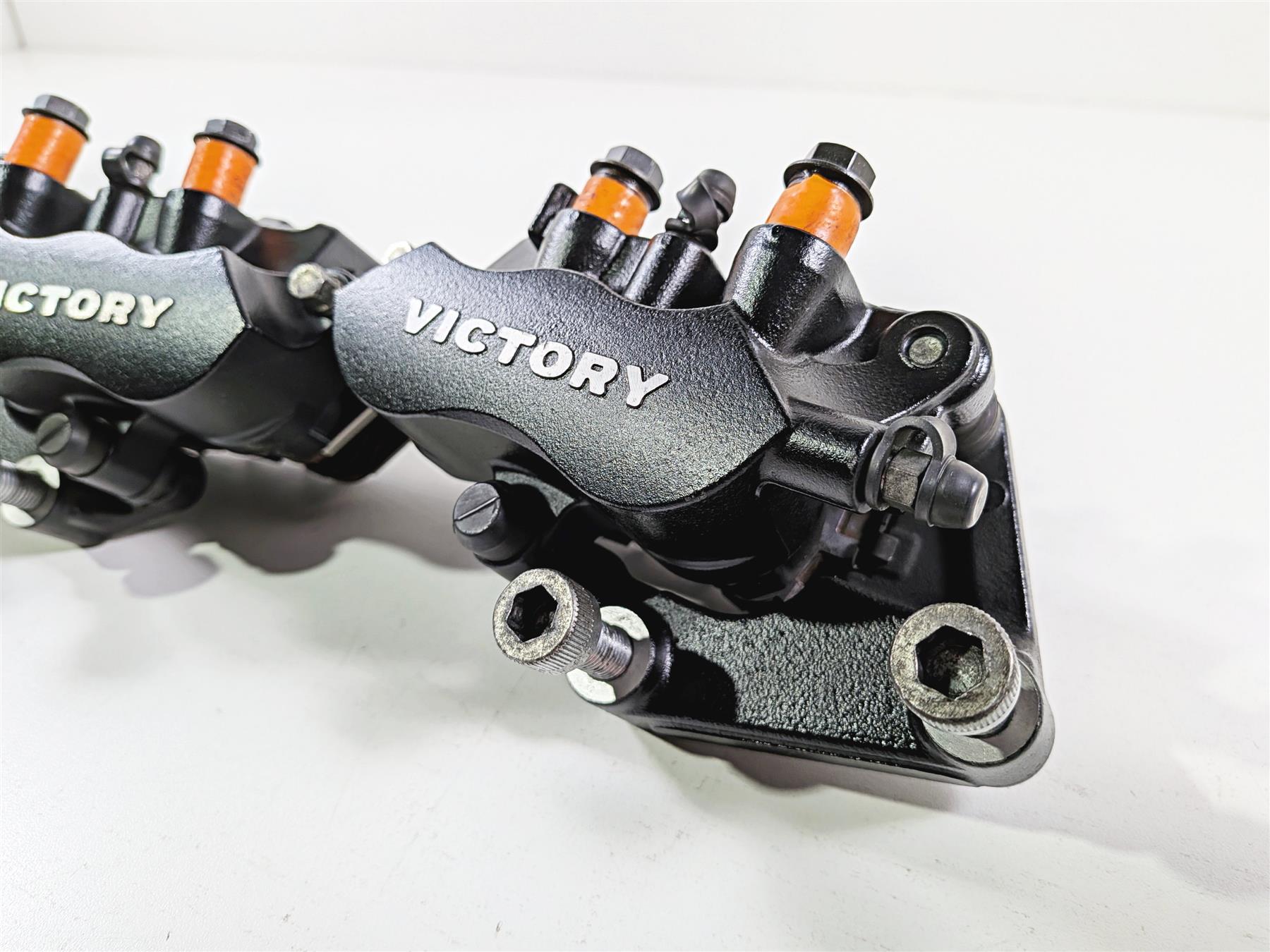 2013 Victory Vision Tour Nice Nissin Front Black Brake Calipers 1911510 1911511 {{ shop.shopifyCountryName }} - Mototech271