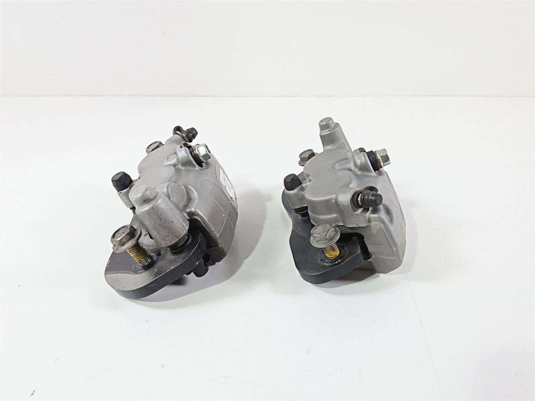 2018 Can Am Maverick X3 XRS Turbo R Rear Brake Caliper Set 705601514 705601515-Mototech271