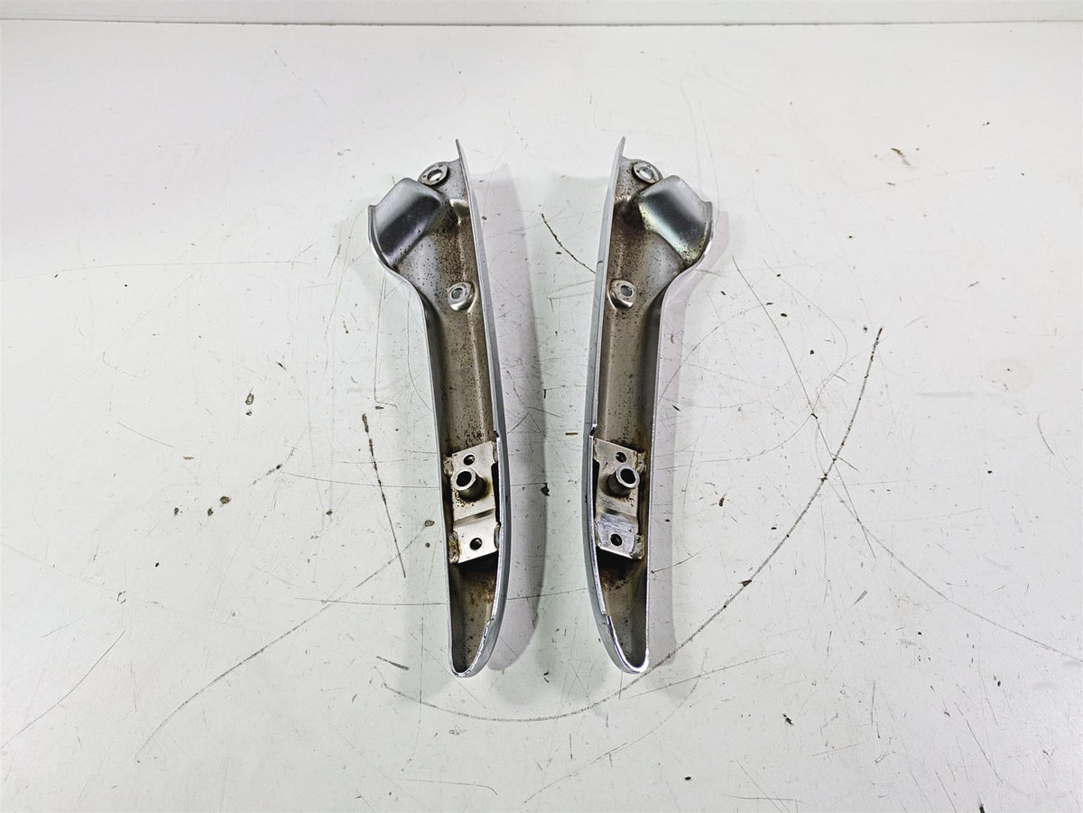 2002 Honda GL1500 CD Valkyrie Deluxe Rear Fender Struts Braces Set 77330-MZ0-A40 {{ shop.shopifyCountryName }} - Mototech271