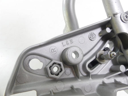 2009 BMW R1200GS K25 Windshield Mount Headlight Support Bracket 46637702712 {{ shop.shopifyCountryName }} - Mototech271