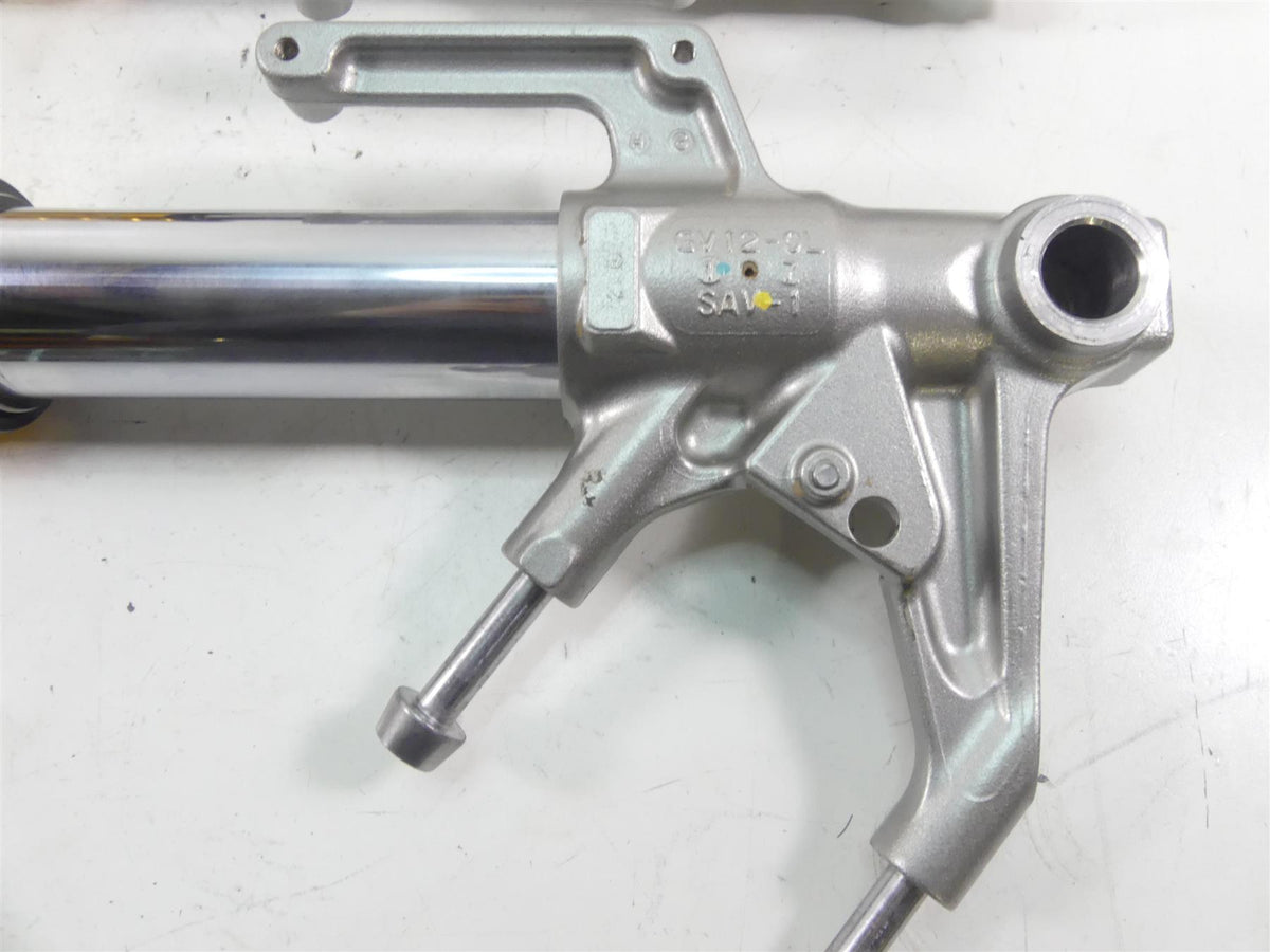 2017 Triumph Thruxton 1200 R Straight Showa Front Fork Legs T2041607 T2041608 {{ shop.shopifyCountryName }} - Mototech271