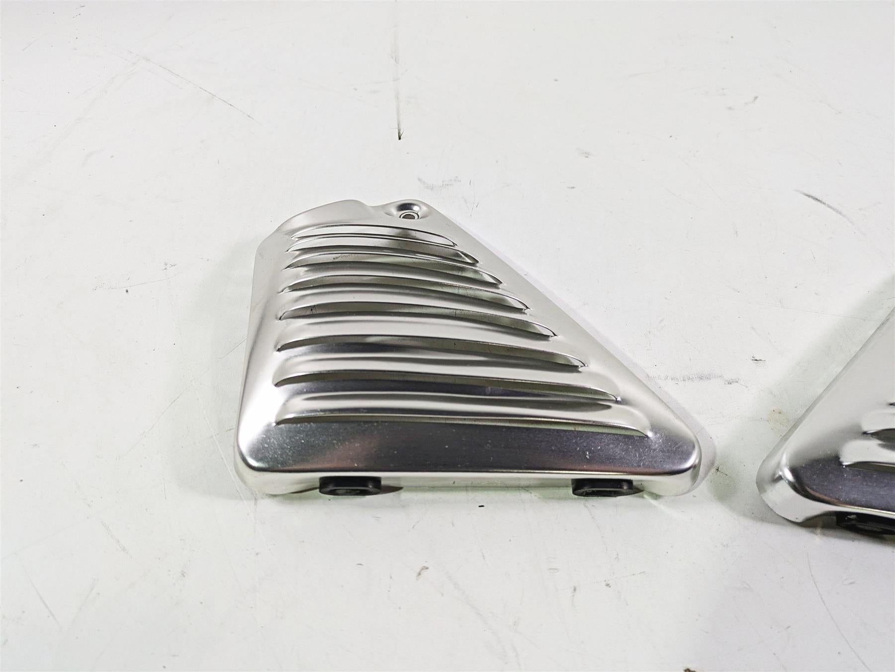 2006 Harley VRSCR Street V-Rod Silver Neck Cover fairing Set 66155-03 66156-03 {{ shop.shopifyCountryName }} - Mototech271