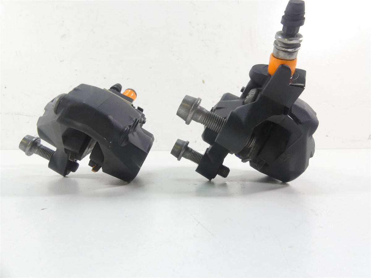2017 BMW RnineT Racer K32 Front Brembo Brake Caliper Set 34117716717 34117716718 {{ shop.shopifyCountryName }} - Mototech271