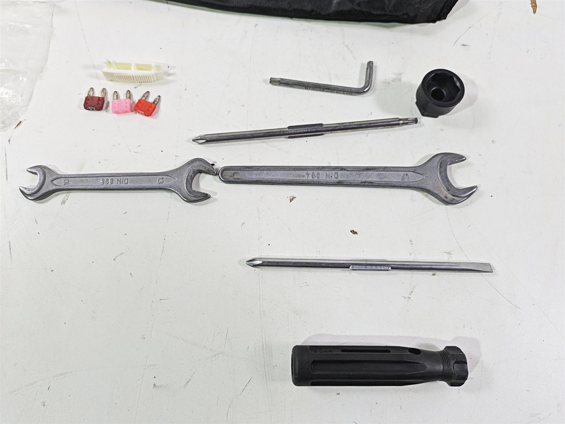 2016 BMW S1000RR K46 Wrench Screw Driver Stock Tool Bag Box Set Pouch {{ shop.shopifyCountryName }} - Mototech271