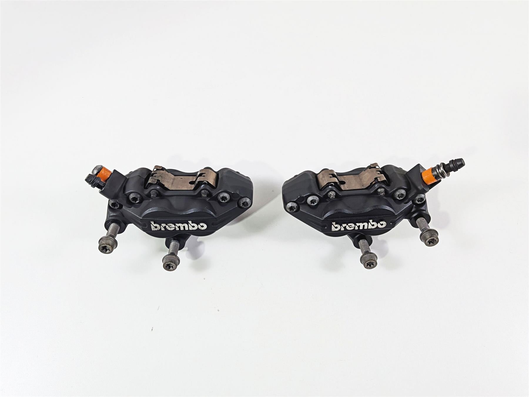 2023 BMW R nineT Scrambler K23 Front Brake Caliper Set 34117716717 34118563486 {{ shop.shopifyCountryName }} - Mototech271