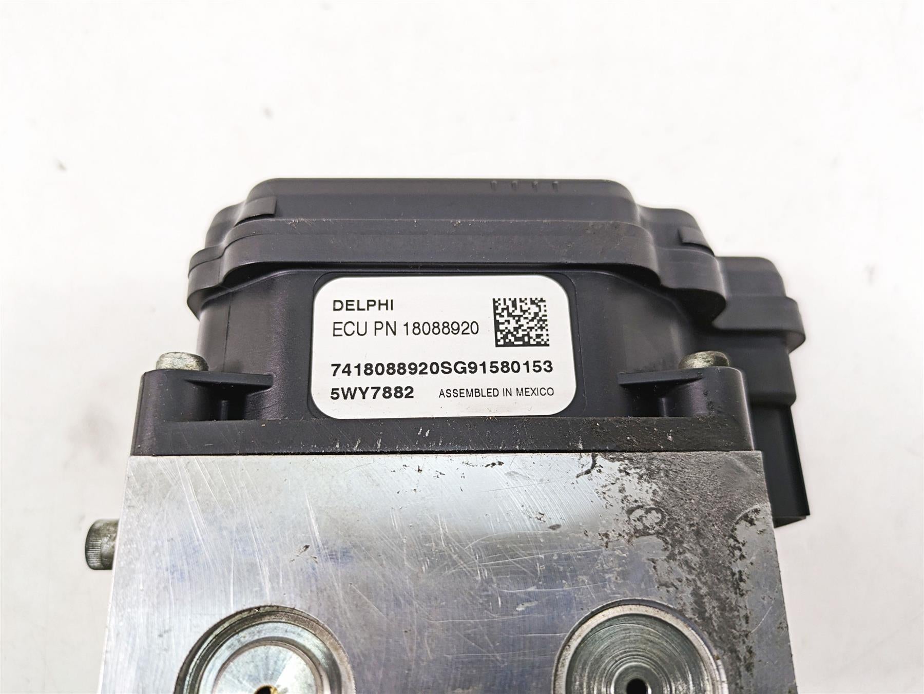2010 Harley Touring FLHTCU Electra Glide Abs Brake Pump Module 40601-08A {{ shop.shopifyCountryName }} - Mototech271