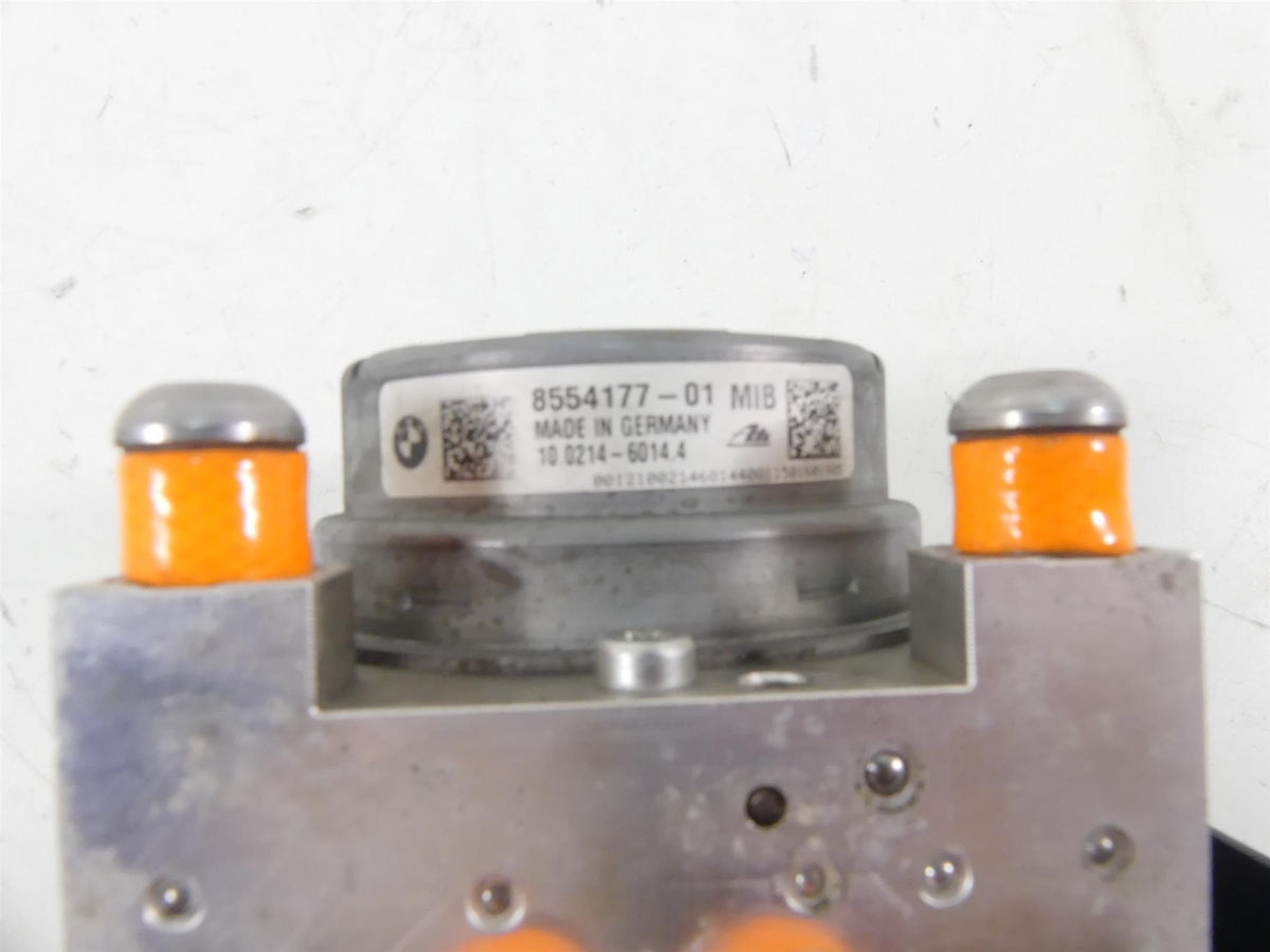 2015 BMW R1200RT K52 Abs Brake Pump Pressure Module 34518561705 8554177 {{ shop.shopifyCountryName }} - Mototech271