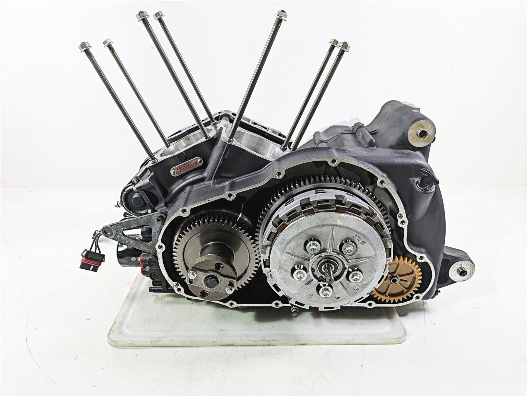 2018 Indian Chieftain Limited Engine Bottom End Crank Case & Shaft 3023078 {{ shop.shopifyCountryName }} - Mototech271